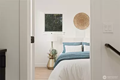 3415 48th Avenue SW, Seattle, WA 98116 - Photo 18