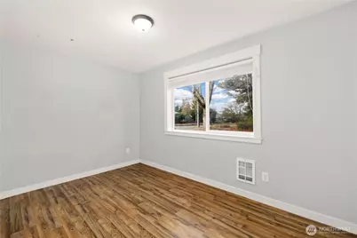 5702 N 39th Street, Tacoma, WA 98407 - Photo 10