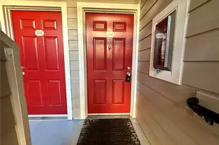 19851 25th Ave NE, Shoreline, WA 98155 - Photo 4