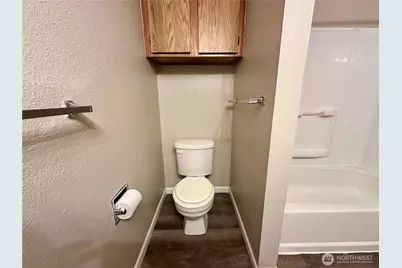 19851 25th Avenue NE #204, Shoreline, WA 98155 - Photo 22