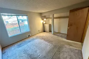 19851 25th Ave NE, Shoreline, WA 98155 - Photo 18