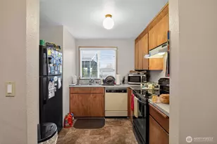 1515 104th St E, Tacoma, WA 98445 - Photo 6