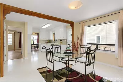 2515 27th Avenue W, Seattle, WA 98199 - Photo 12