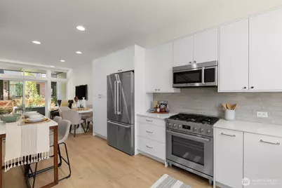 8333 E 12th Avenue NW, Seattle, WA 98117 - Photo 6