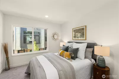 8333 E 12th Avenue NW, Seattle, WA 98117 - Photo 10