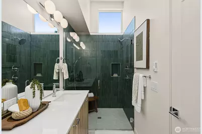 8333 E 12th Avenue NW, Seattle, WA 98117 - Photo 16