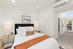 8333 D 12th Ave NW, Seattle, WA 98117 - Photo 16