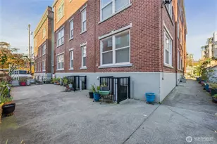 905 NE 43rd St, Seattle, WA 98105 - Photo 20