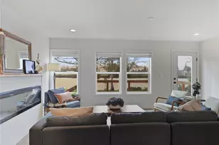 723 Broadway Ave, Hoquiam, WA 98550 - Photo 12