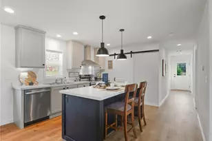 723 Broadway Ave, Hoquiam, WA 98550 - Photo 16