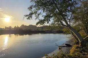 723 Broadway Ave, Hoquiam, WA 98550 - Photo 10