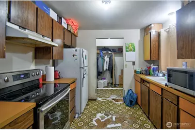 7640 Mesplay Avenue SE, Lacey, WA 98503 - Photo 4