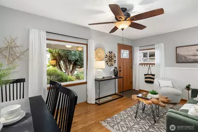 108 N 60th Street, Seattle, WA 98103 - Photo 12