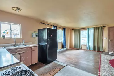 303 S Baker Street, Mount Vernon, WA 98273 - Photo 12