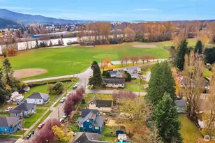 303 S Baker St, Mount Vernon, WA 98273 - Photo 2