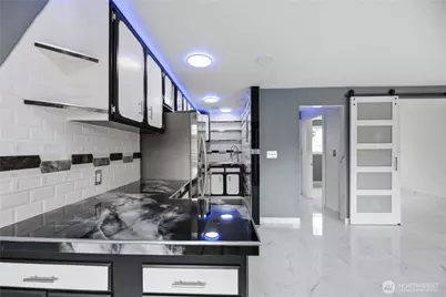 748 S Cloverdale Street #8, Seattle, WA 98108 - Photo 12