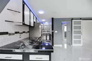 748 S Cloverdale St, Seattle, WA 98108 - Photo 12