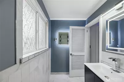 748 S Cloverdale Street #8, Seattle, WA 98108 - Photo 22