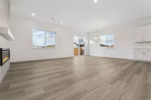 749 S Davis St, Buckley, WA 98321 - Photo 6