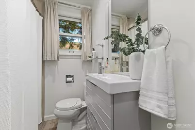 6523 40th Avenue NE, Seattle, WA 98115 - Photo 12