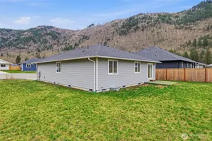 6311 Bearpaw Ct, Maple Falls, WA 98266 - Photo 22