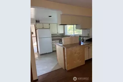 415 N 179th Place #Lower, Shoreline, WA 98133 - Photo 8