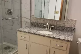 415 N 179th Pl, Shoreline, WA 98133 - Photo 2