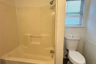 912 Marion St, Centralia, WA 98531 - Photo 10