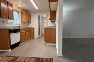912 Marion St, Centralia, WA 98531 - Photo 10
