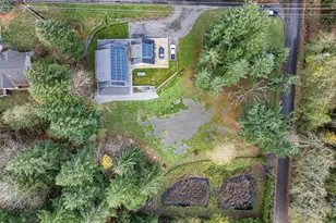 2300 NE Solar View Ct, Poulsbo, WA 98370 - Photo 6