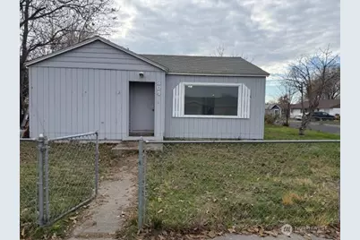804 S Burress Avenue, Moses Lake, WA 98837 - Photo 2