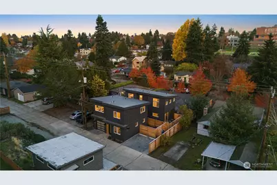 3415 48th Avenue SW, Seattle, WA 98116 - Photo 2
