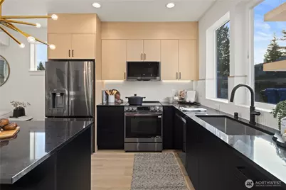 3415 48th Avenue SW, Seattle, WA 98116 - Photo 6