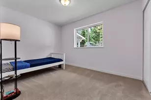 592 Kodiak Ave, Camano Island, WA 98282 - Photo 8