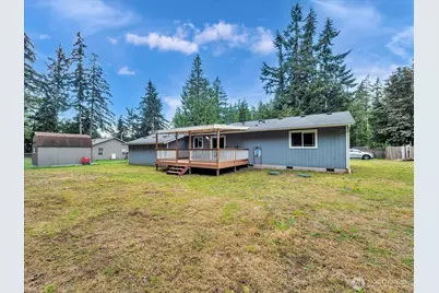 592 Kodiak Avenue, Camano Island, WA 98282 - Photo 16