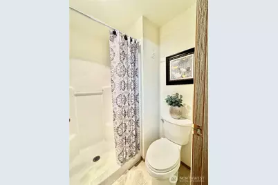 28606 16th Avenue S #102, Federal Way, WA 98003 - Photo 14