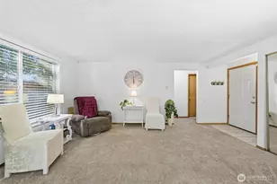 9105 1st Pl NE, Lake Stevens, WA 98258 - Photo 10