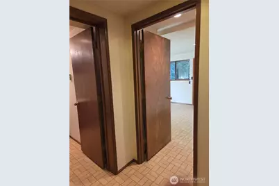 31 E Village View Drive, Allyn, WA 98588 - Photo 16