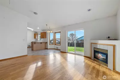 329 Melissa Street, Camano Island, WA 98282 - Photo 10