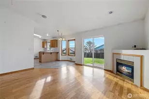 329 Melissa St, Camano Island, WA 98282 - Photo 10