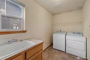 329 Melissa St, Camano Island, WA 98282 - Photo 18