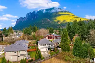 622 Mount Teneriffe Dr SE, North Bend, WA 98045 - Photo 2