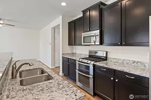 13807 63rd Ave E, Puyallup, WA 98373 - Photo 14