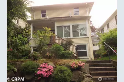 5211 19th Avenue NE, Seattle, WA 98105 - Photo 1
