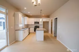 591 Karen Ave, Royal City, WA 99357 - Photo 8