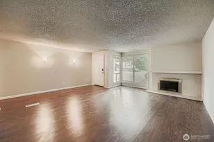 2738 SW 323rd St, Federal Way, WA 98023 - Photo 4