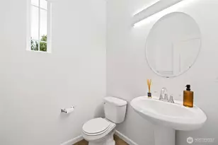 15720 Manor Way, Lynnwood, WA 98087 - Photo 16