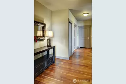 1840 25th Avenue NE #405, Issaquah, WA 98029 - Photo 10
