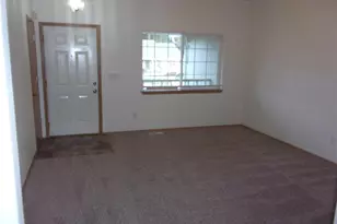 1128 123rd St Ct E, Tacoma, WA 98445 - Photo 2