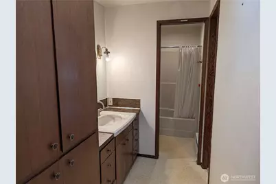 11214 34th Avenue E, Tacoma, WA 98446 - Photo 16